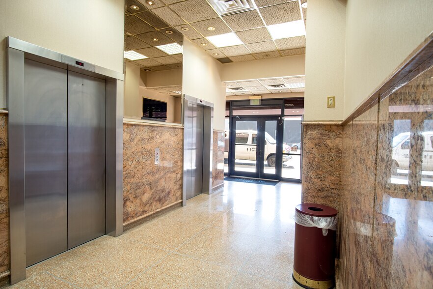 More Photos Of 265 Sunrise Hwy, Rockville Centre Office For Lease