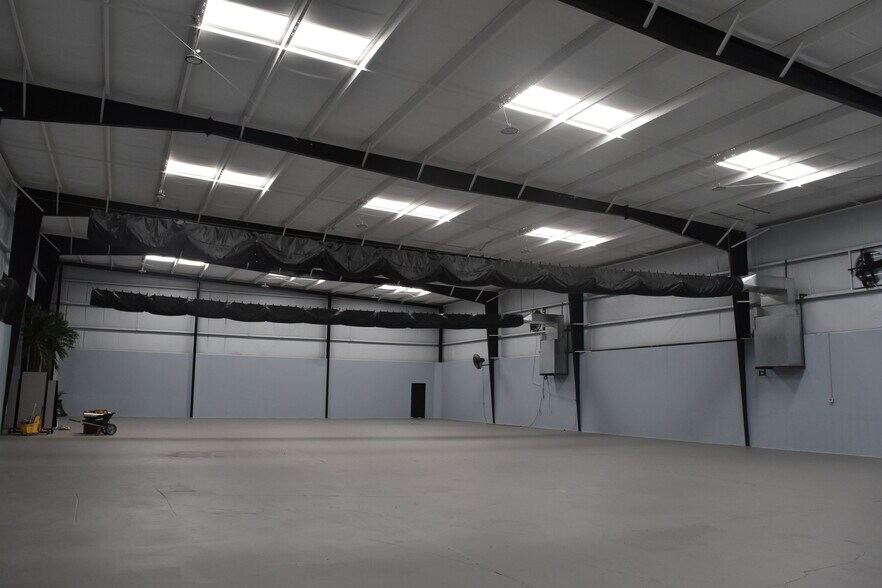 More Photos Of 8998 N 130th Ave, Largo Manufacturing For Sale