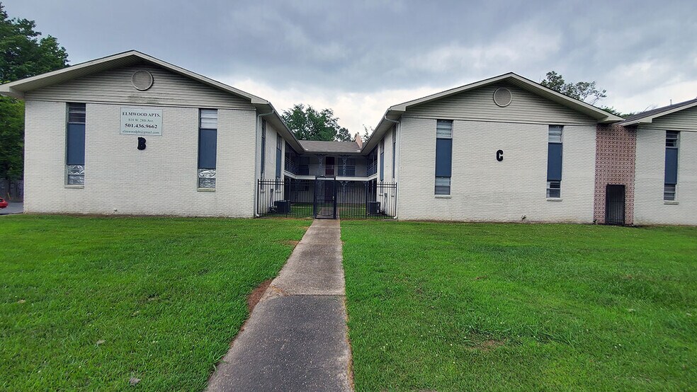 More Photos Of 818 W 28th Ave, Pine Bluff Apartments For Sale
