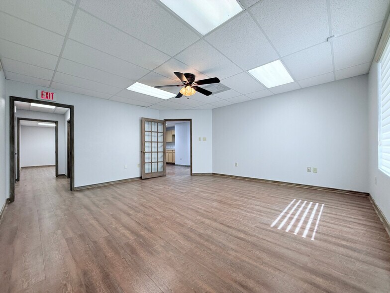 More Photos Of 2281 N Masch Branch Rd, Denton Office For Lease