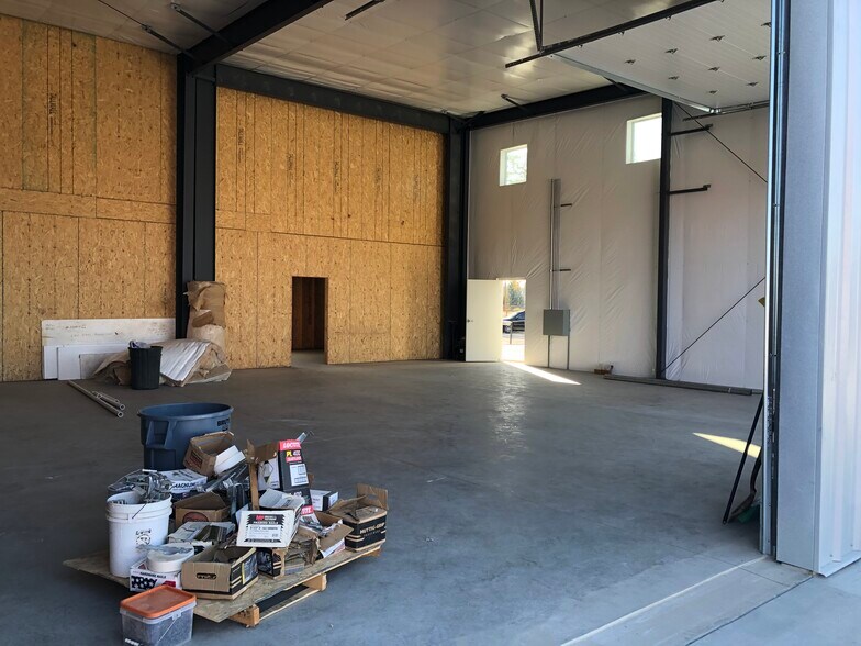 More Photos Of 3510-3512 Combine St, Paso Robles Industrial For Lease