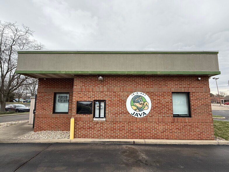 Primary Photo Of 2244 Wilmington Pike, Dayton Fast Food For Sale