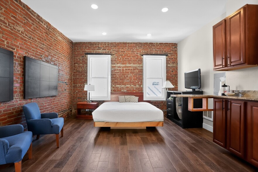 More Photos Of 2624 Germantown Ave, Philadelphia Storefront Retail Residential For Sale