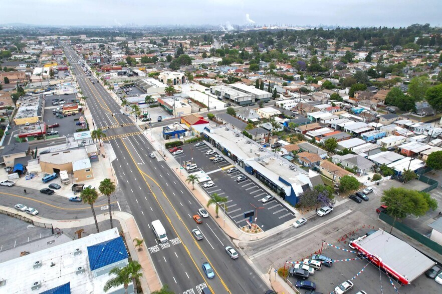 More Photos Of 1926-1930 Pacific Coast Hwy, Lomita Unknown For Lease