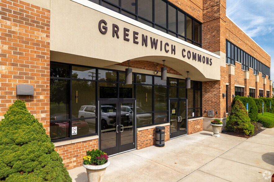 More Photos Of 1 Greenwich St, Stewartsville Medical For Lease