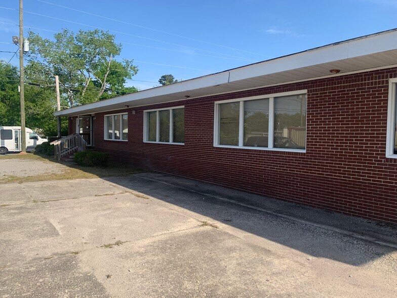 More Photos Of 1492 Executive Ct, Orangeburg General Retail For Sale