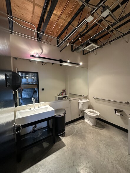 More Photos Of 1203 N Rouse Ave, Bozeman Office For Lease