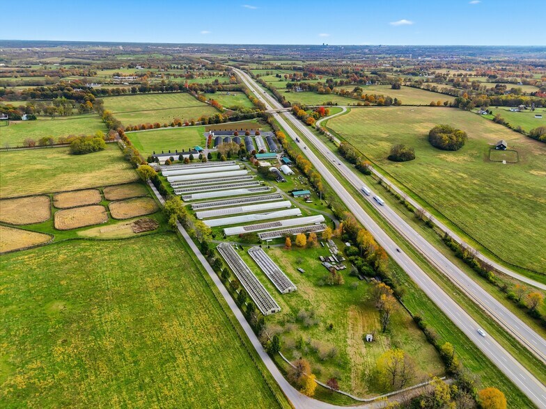 More Photos Of 4610 Hamilton Ln, Lexington Specialty For Sale