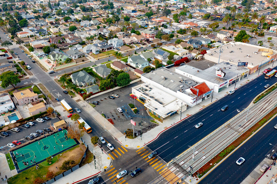 Primary Photo Of 5471 Crenshaw Blvd, Los Angeles Storefront For Lease