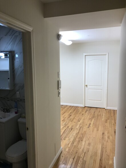 More Photos Of 153 Skillman St, Brooklyn Apartments For Lease