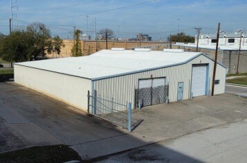 Primary Photo Of 823 W Broadway Ave, Fort Worth Warehouse For Lease