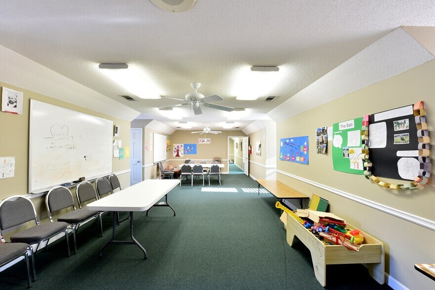 More Photos Of 2601 Sandy Plains Rd, Marietta Office For Sale