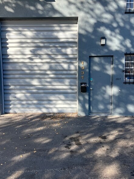 More Photos Of 1325-1343 NE 119th St, Miami Warehouse For Lease