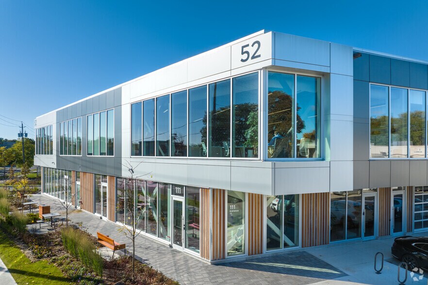 More Photos Of 52 Scarsdale Rd, Toronto Office For Sale
