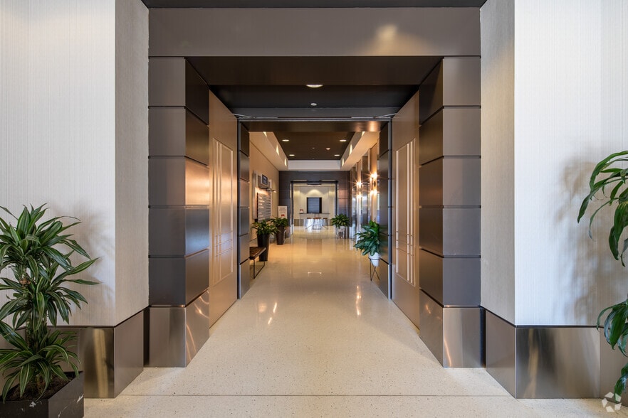 More Photos Of 3333 Riverwood Pky, Atlanta Office For Lease