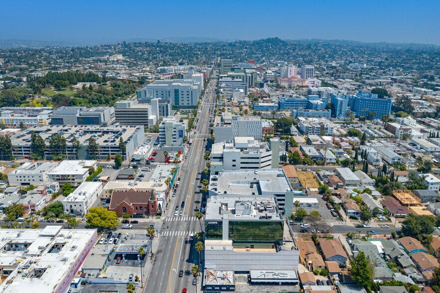 More Photos Of 5000 W Sunset Blvd, Los Angeles Medical For Lease