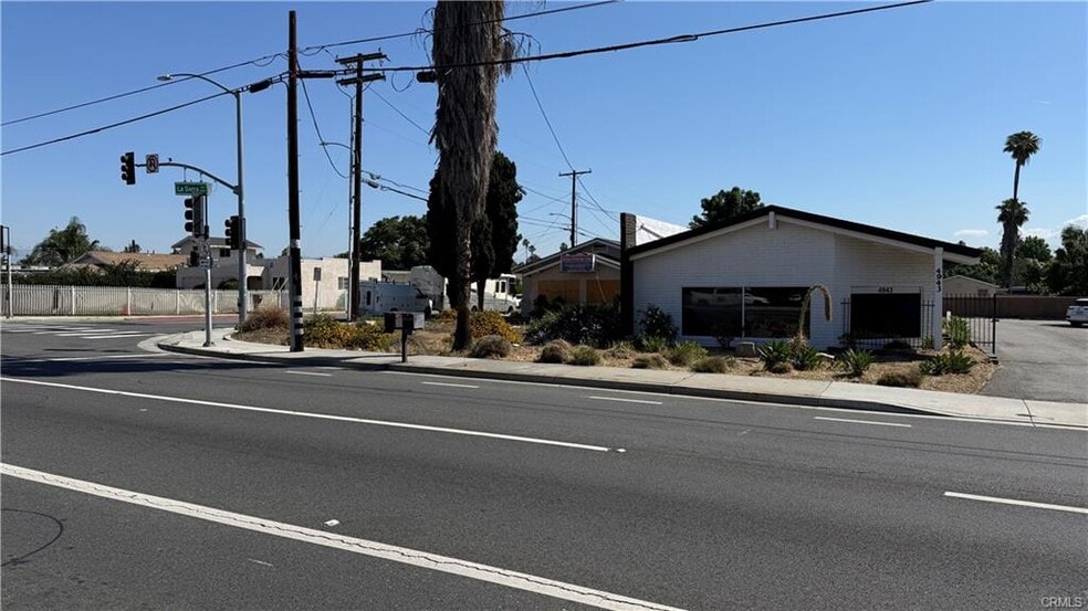 More Photos Of 4943 La Sierra Ave, Riverside Freestanding For Lease