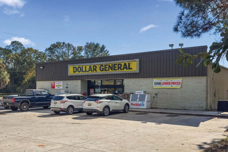 More Photos Of 24816 State St, Elberta Freestanding For Sale