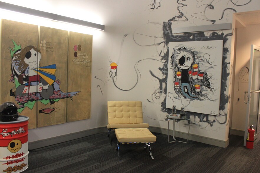 More Photos Of 2475 Hollywood Blvd, Hollywood Office For Lease