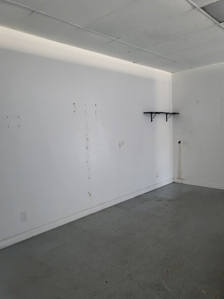 More Photos Of 3301-3315 N Verdugo Rd, Glendale General Retail For Lease