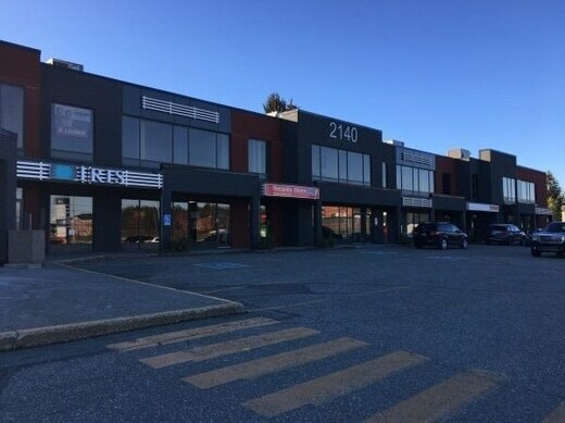 More Photos Of 2140 St King E, Sherbrooke General Retail For Lease