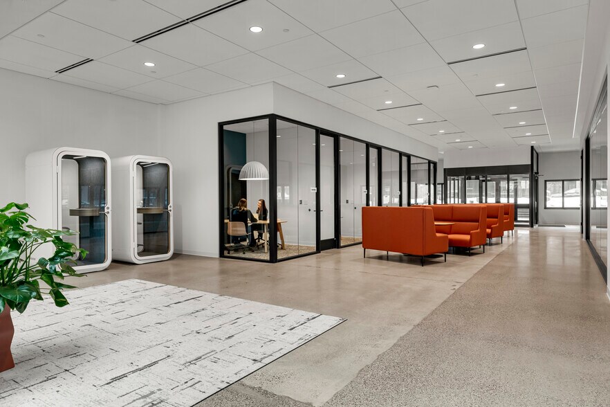 More Photos Of 15 Main St SE, Minneapolis Unknown For Lease