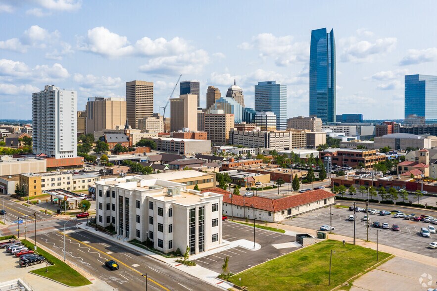 More Photos Of 500 NW 6th St, Oklahoma City Medical For Lease