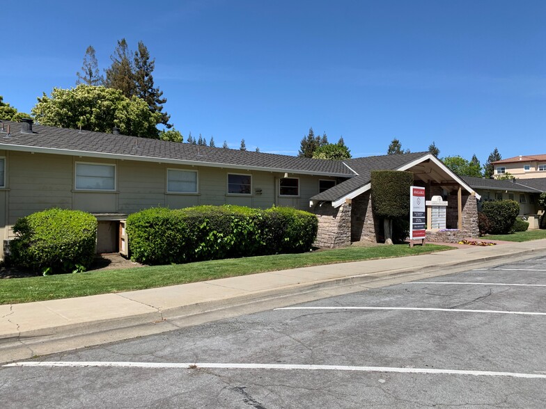 Primary Photo Of 665 S Knickerbocker Dr, Sunnyvale Medical For Lease