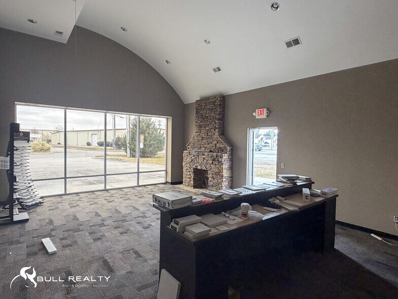 More Photos Of 155 Hunt Dr, Rossville Warehouse For Sale