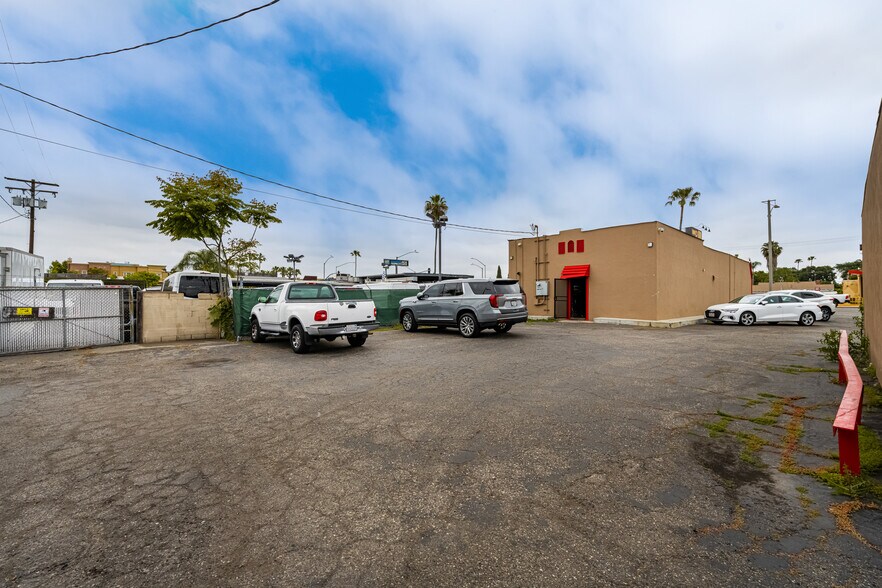 More Photos Of 623 S Anaheim Blvd, Anaheim General Retail For Sale