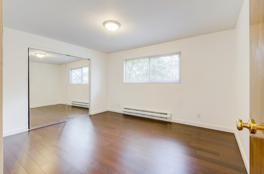 More Photos Of 2401 NW 63rd St, Seattle Apartments For Sale
