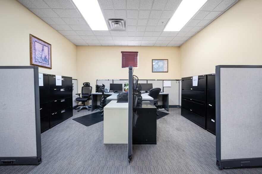 More Photos Of 2535 John F Kennedy Blvd, Jersey City Medical For Sale