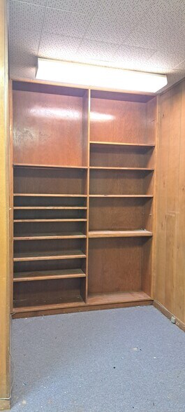 More Photos Of 1519 6th St, Bakersfield Office Residential For Sale