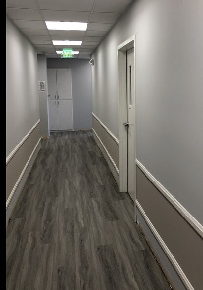 More Photos Of 1201 S Victory Blvd, Burbank Office For Lease