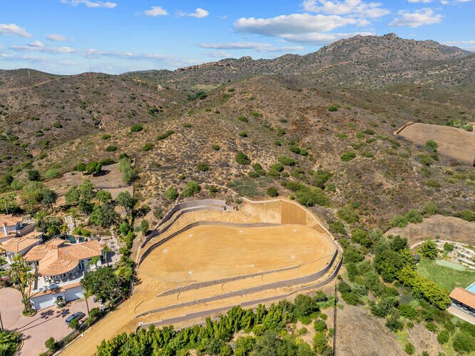 More Photos Of 4774 Golf Course Dr, Westlake Village Land For Sale