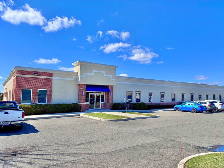 More Photos Of 3000 S Lenola Rd, Maple Shade Township Office For Sale