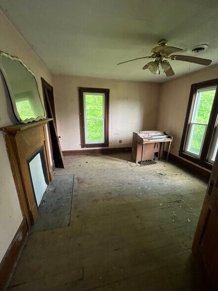 More Photos Of 61961 Dysart Woods Rd, Belmont Specialty For Sale