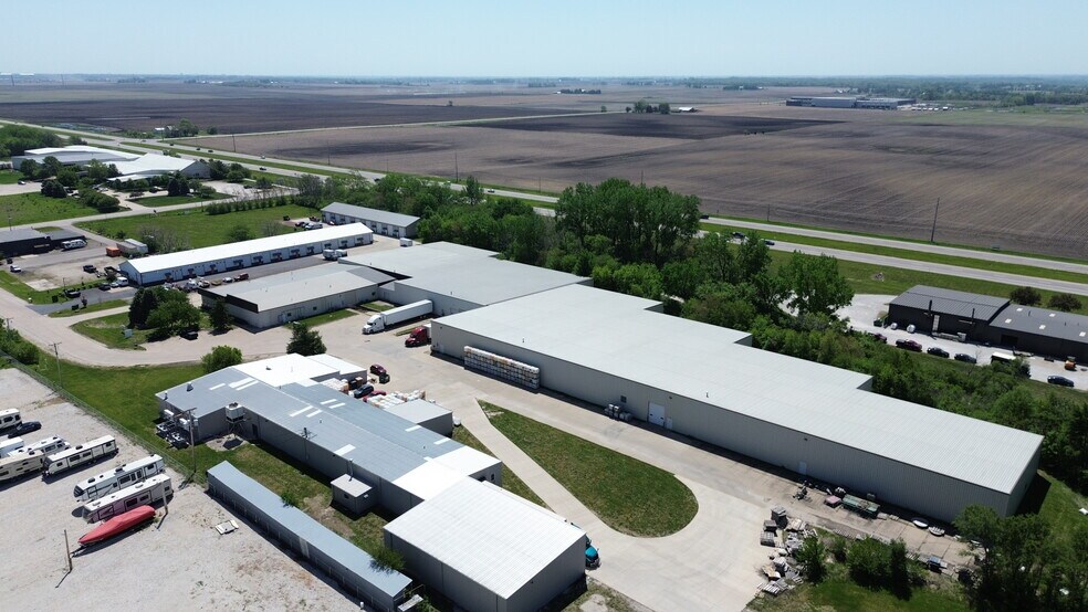 More Photos Of 26378 289th Pl, Adel Manufacturing For Lease