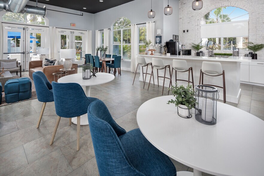 More Photos Of 3880 W Broward Blvd, Fort Lauderdale Apartments For Lease