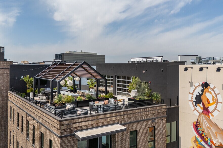 More Photos Of 401 N Main St, Santa Ana Apartments For Lease