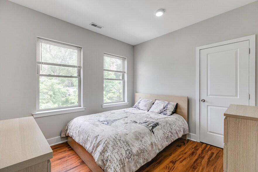 More Photos Of 549 E Armstrong St, Philadelphia Apartments For Sale