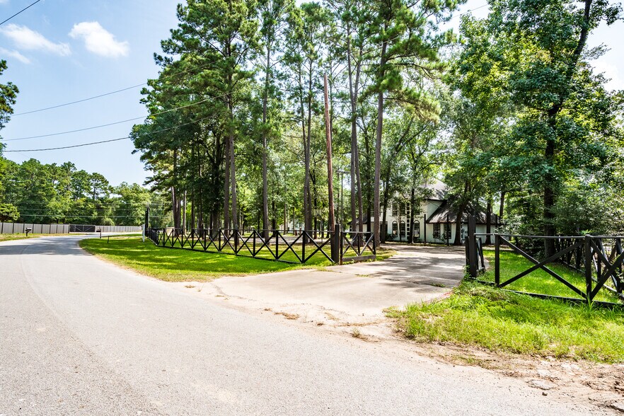 More Photos Of 16111 Porter Ln, Porter Flex For Sale