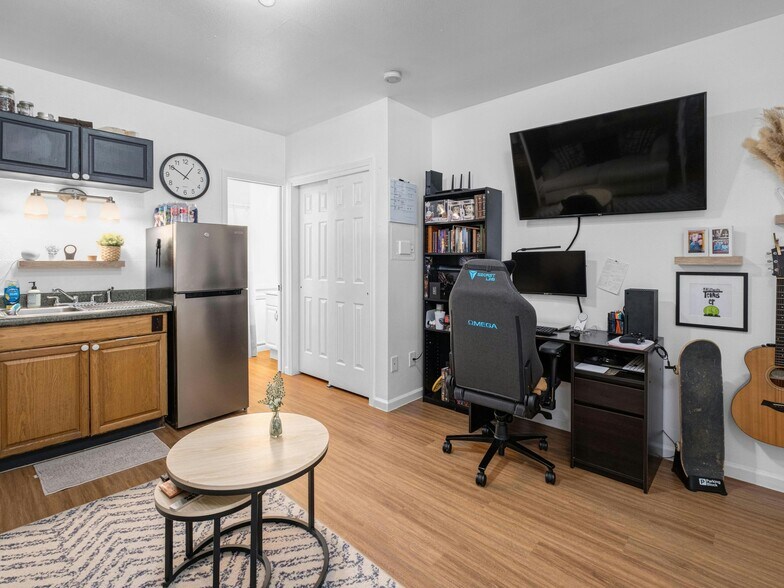 More Photos Of 2802 Whitis Ave, Austin Apartments For Sale