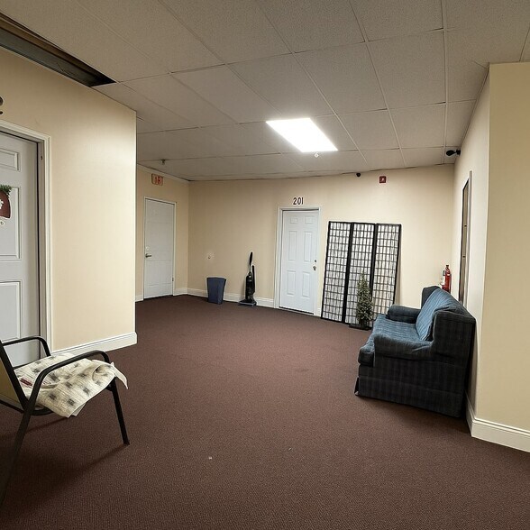 More Photos Of 451 Market St, Elmira Apartments For Sale