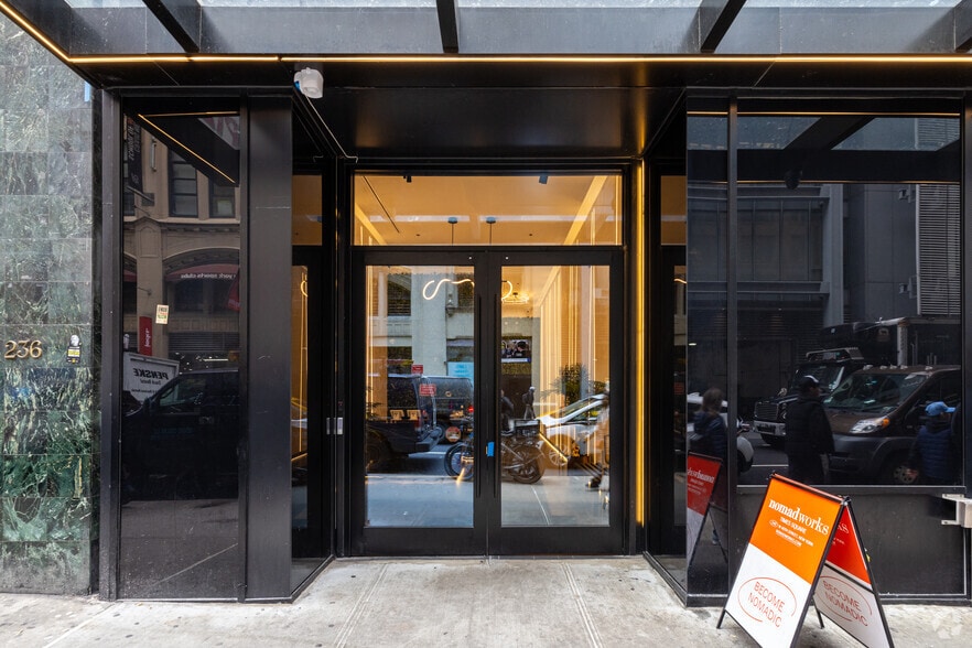 More Photos Of 240 W 40th St, New York Office For Lease