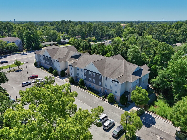 Primary Photo Of 370 S Kerr Ave, Wilmington Apartments For Sale