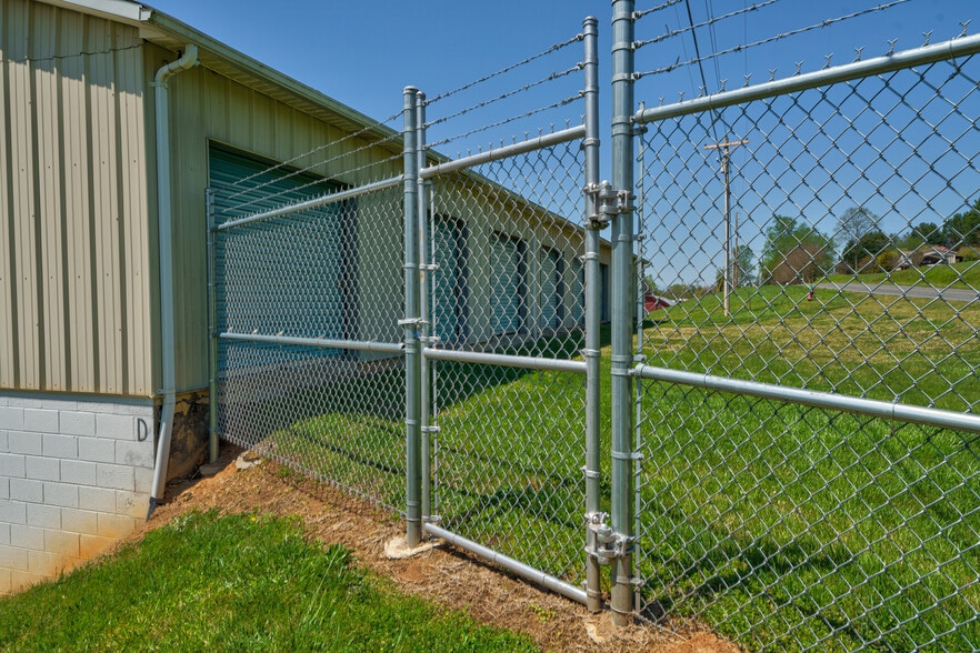 More Photos Of 3495 NC 18 S, Morganton Self Storage For Sale