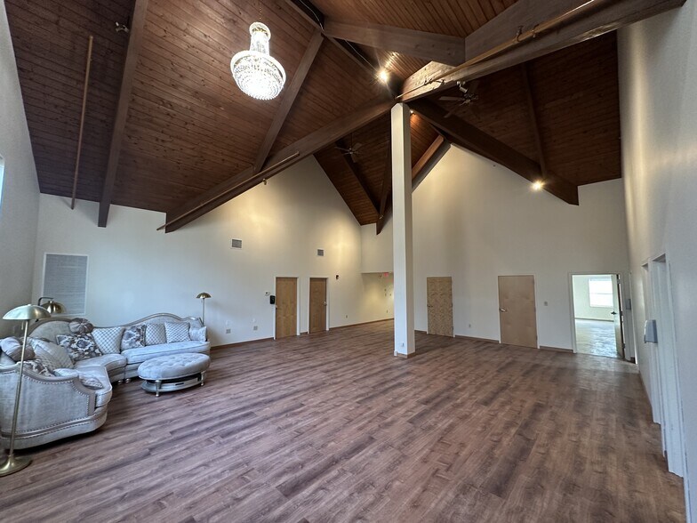 More Photos Of 126 Spurwink Ave, Cape Elizabeth Schools For Lease