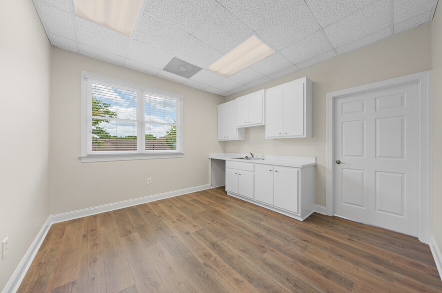 More Photos Of 2344 Operations Dr, Durham Office For Lease