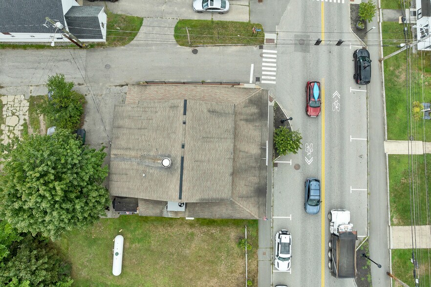 More Photos Of 13 Main St, Goffstown Restaurant For Sale